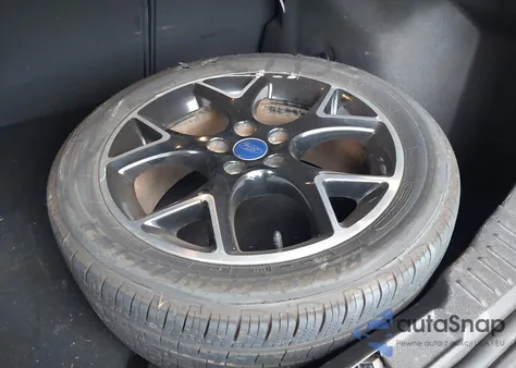 2014 Ford Focus Se из США, поврежденный, VIN 1FADP3F22EL355741